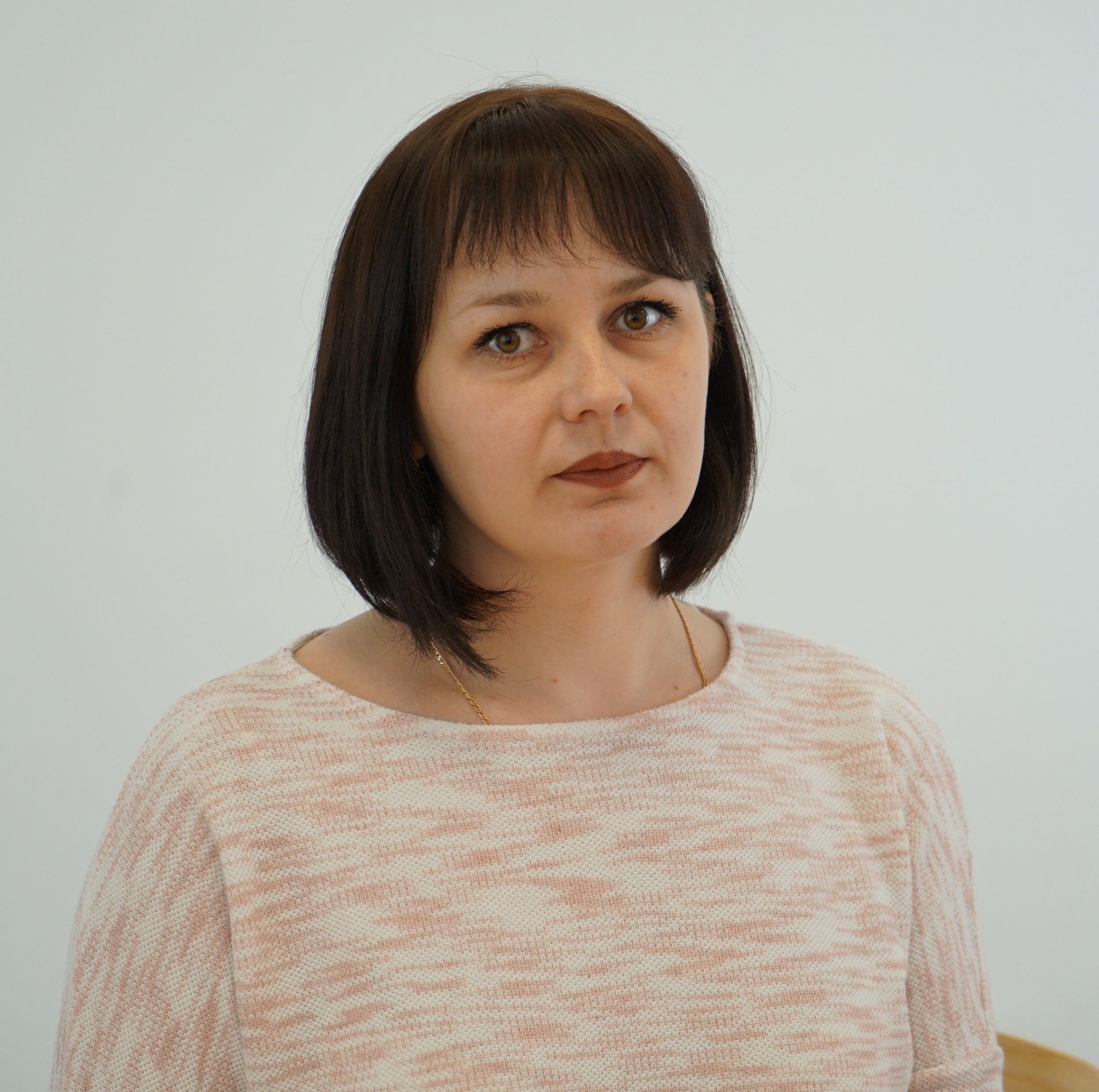 Попова Ирина Геннадьевна.